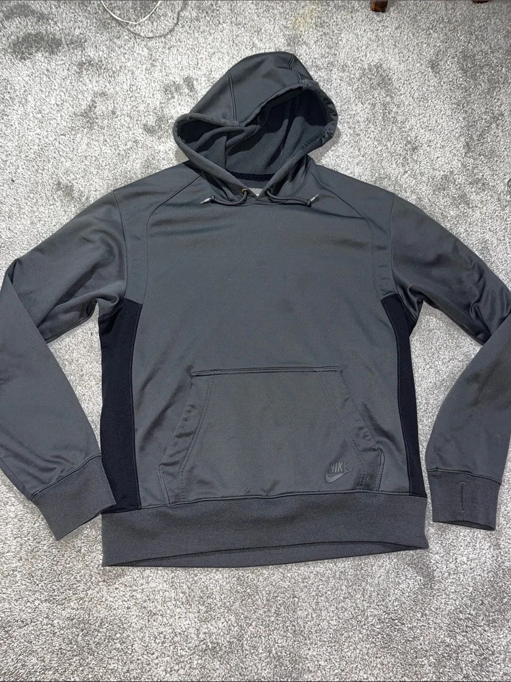 Nike DK Gray Kangaroo Pocket Hooded Hoodie Cotton/Poly sweatshirt-L Adult Unisex